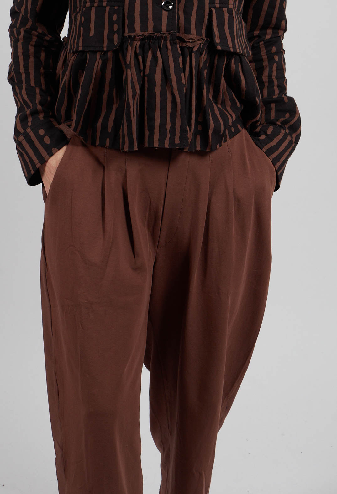 Pleated Front Wide Legged Trouser in Brown