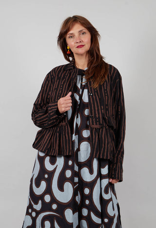 Cropped Jacket in Black and Brown