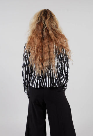 Cropped Jacket in Black and White