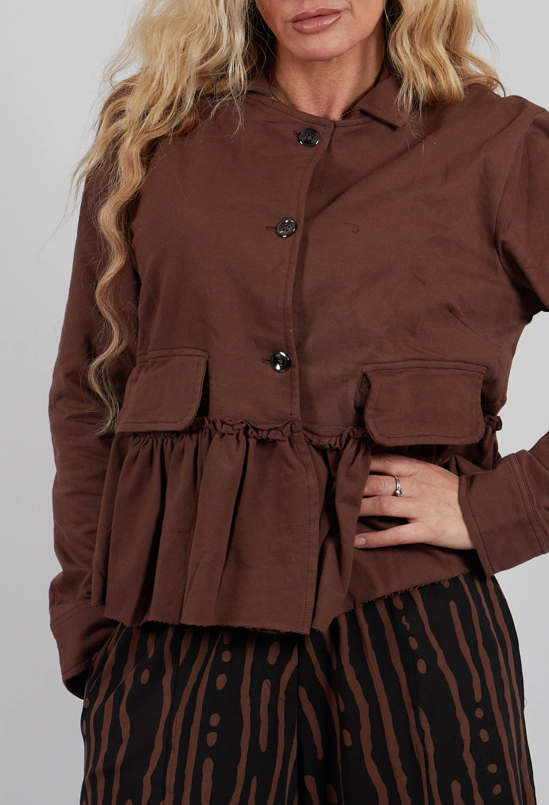Cropped Jacket in Brown