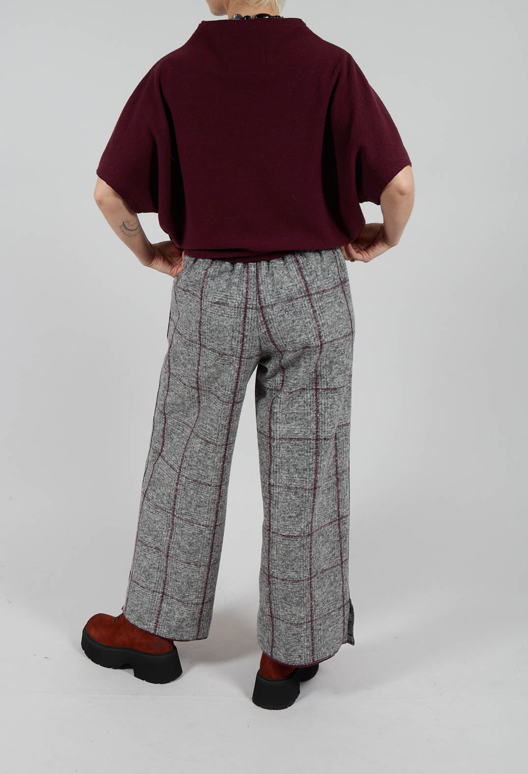 Ido Trousers in Graphite and Garnet