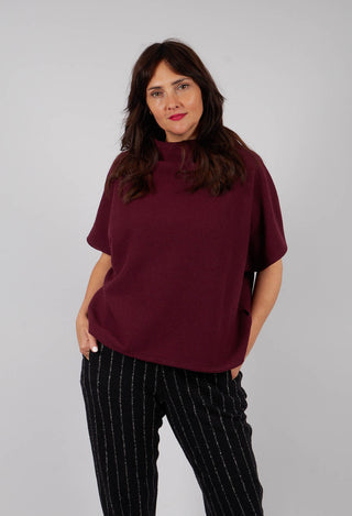 Vapi Top in Garnet
