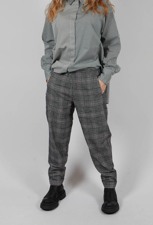 Geisha Long Trousers in Black and Garnet