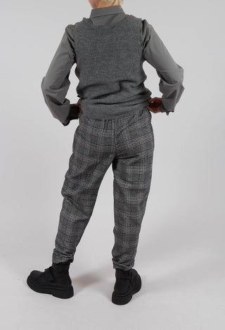 Geisha Long Trousers in Black and Garnet