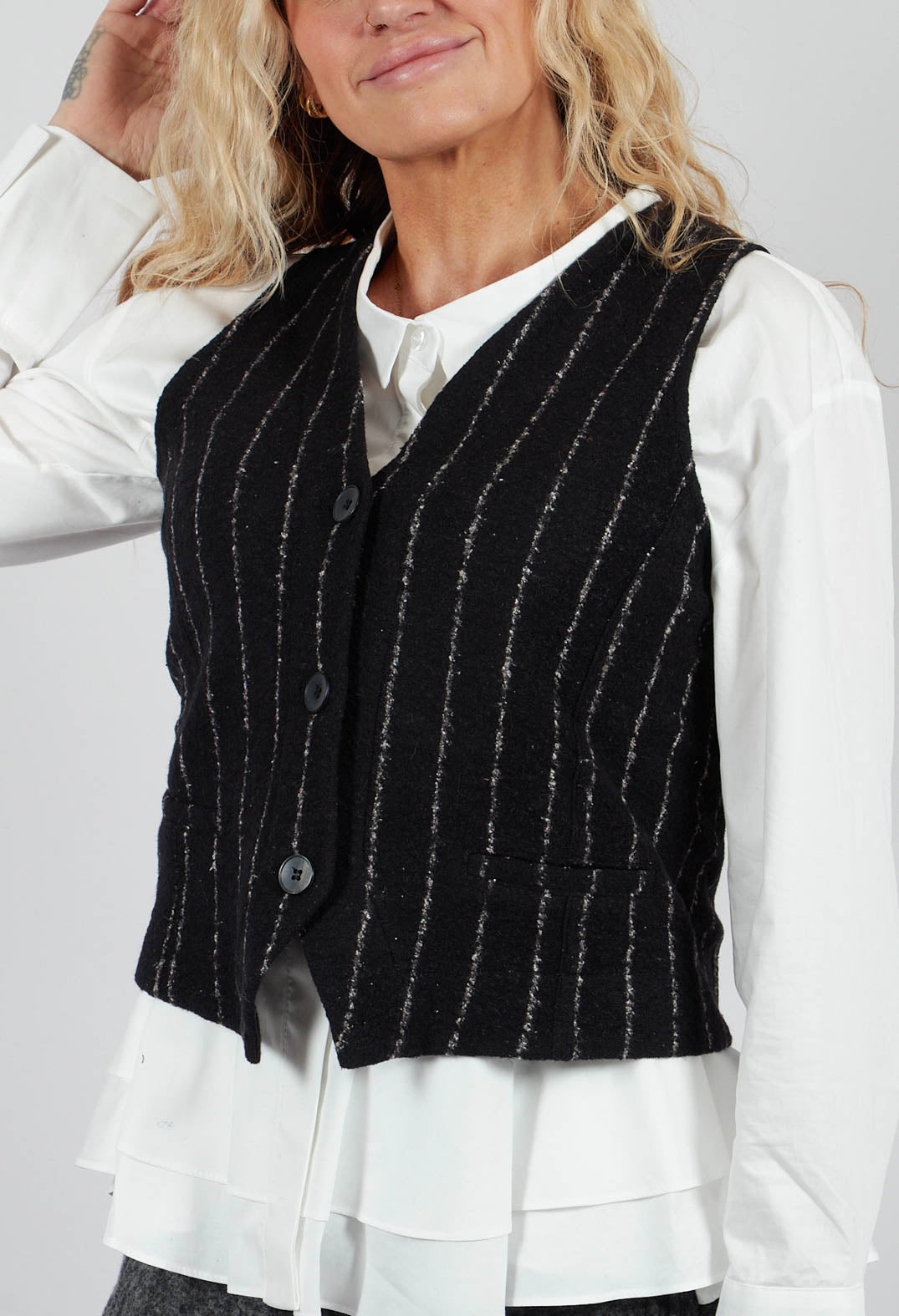 Kazamar Waistcoat in Black Onyx Stripe