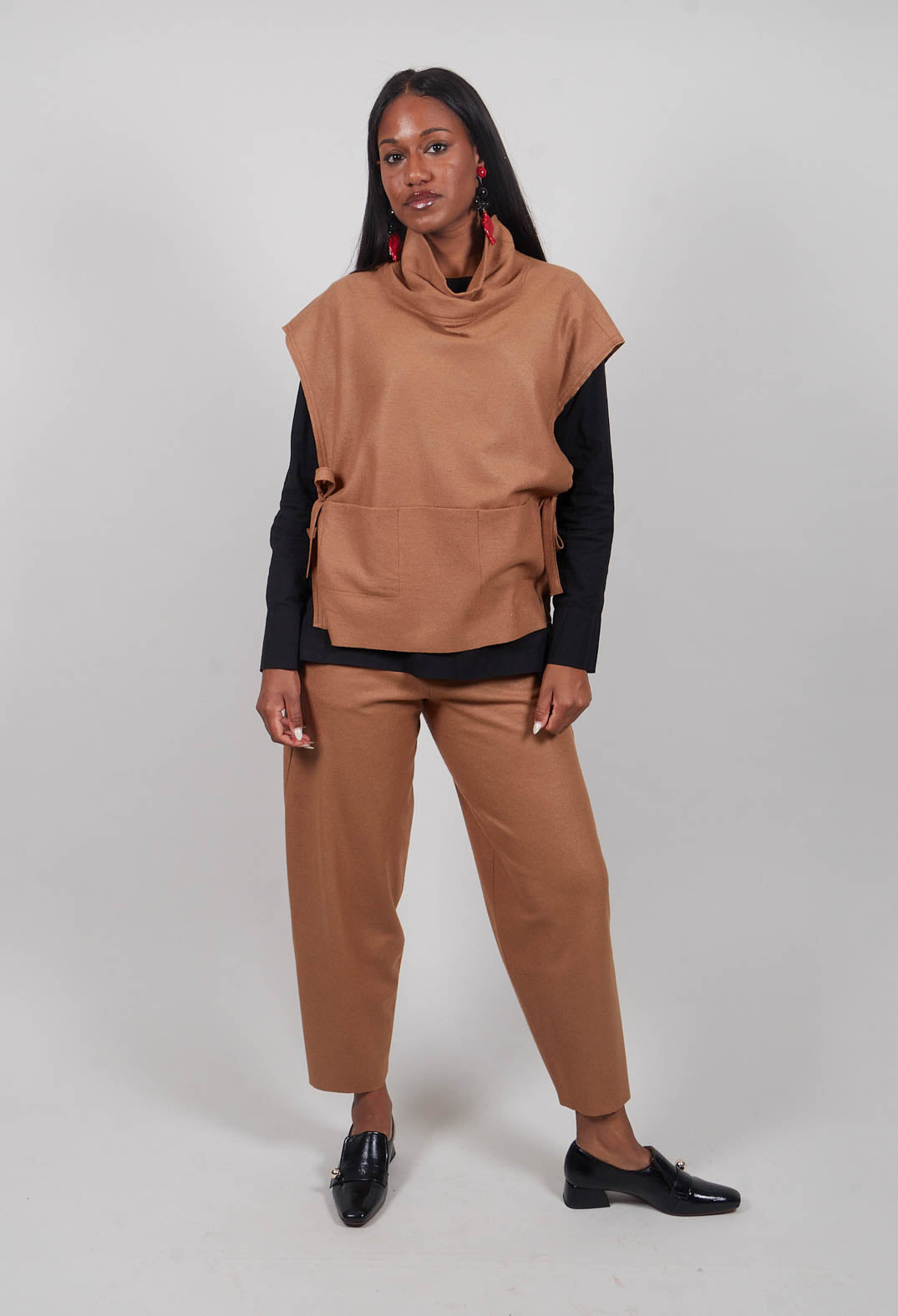 Mapota Top in Black