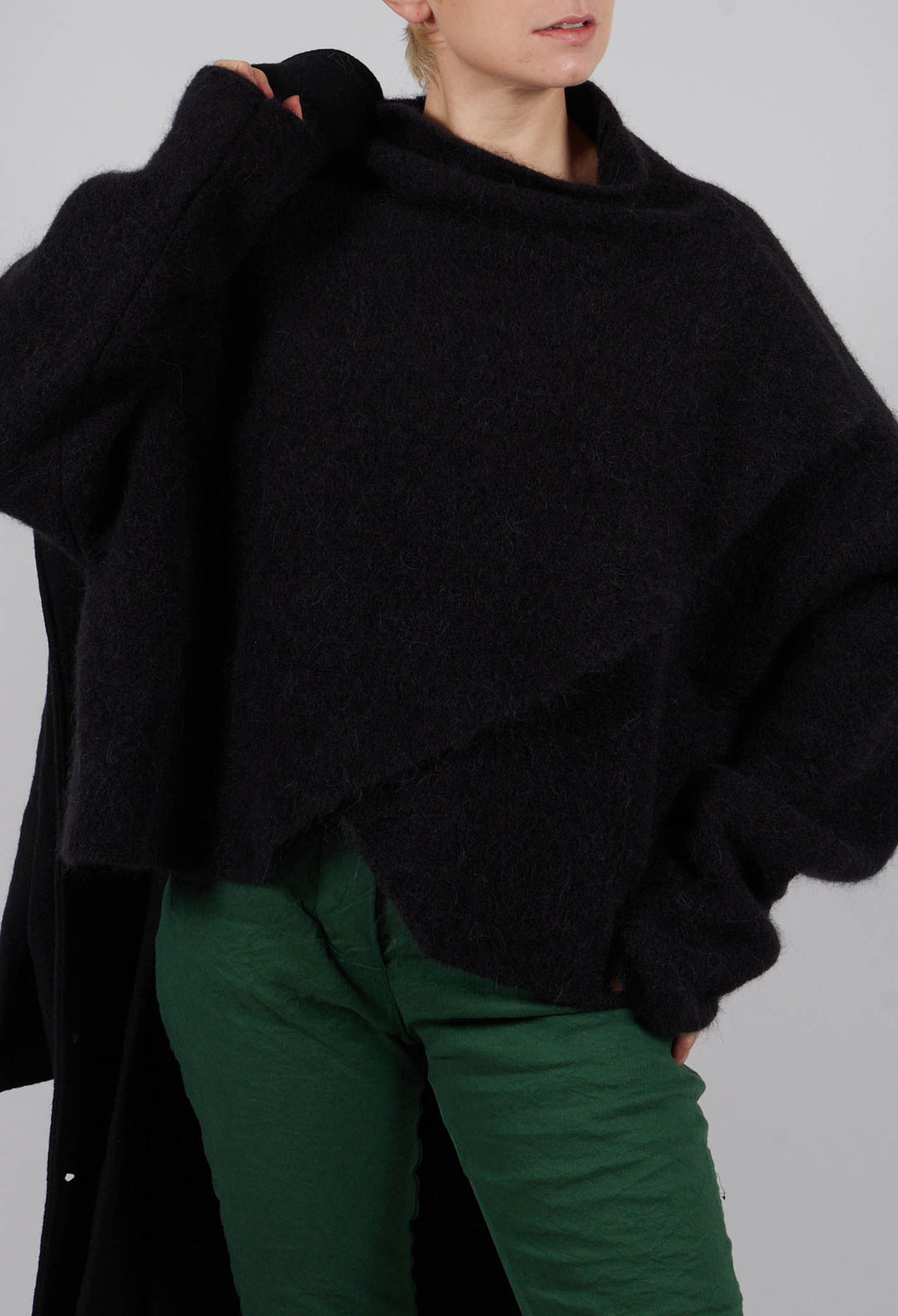 Jime Knitted Jumper in Black Solid