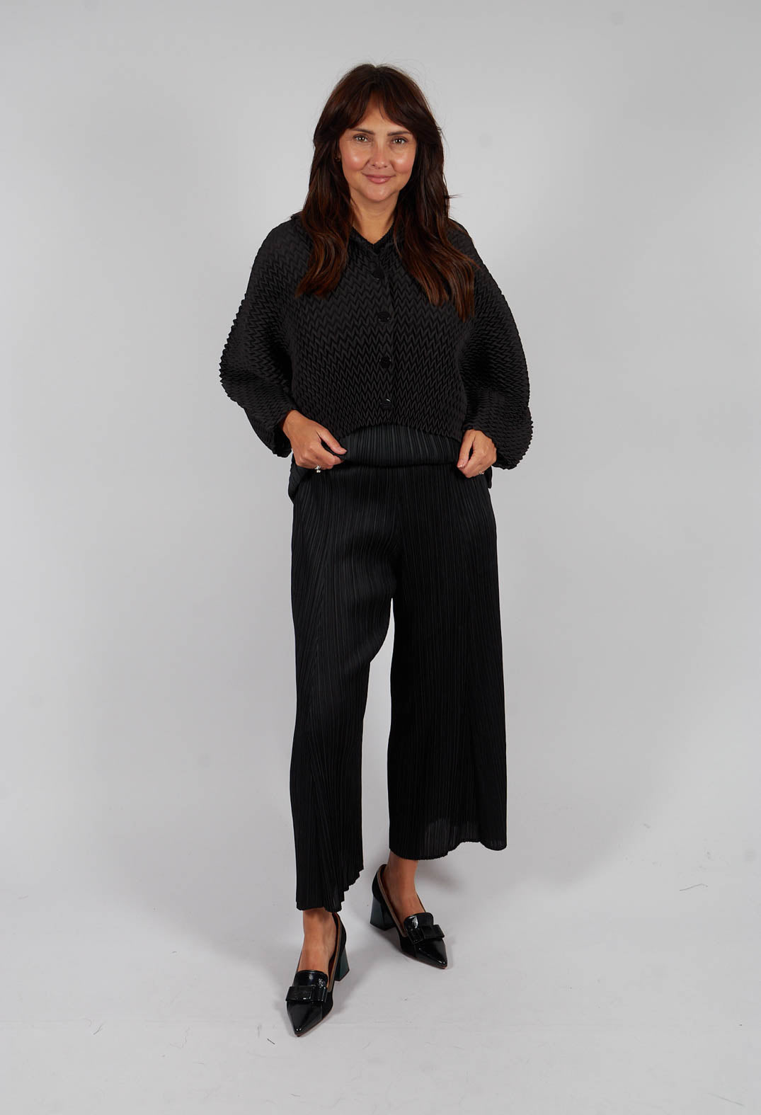 Simply Pleat Trousers in Black