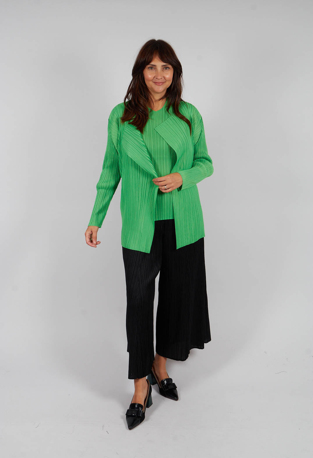 Simply Pleat Jacket in Green