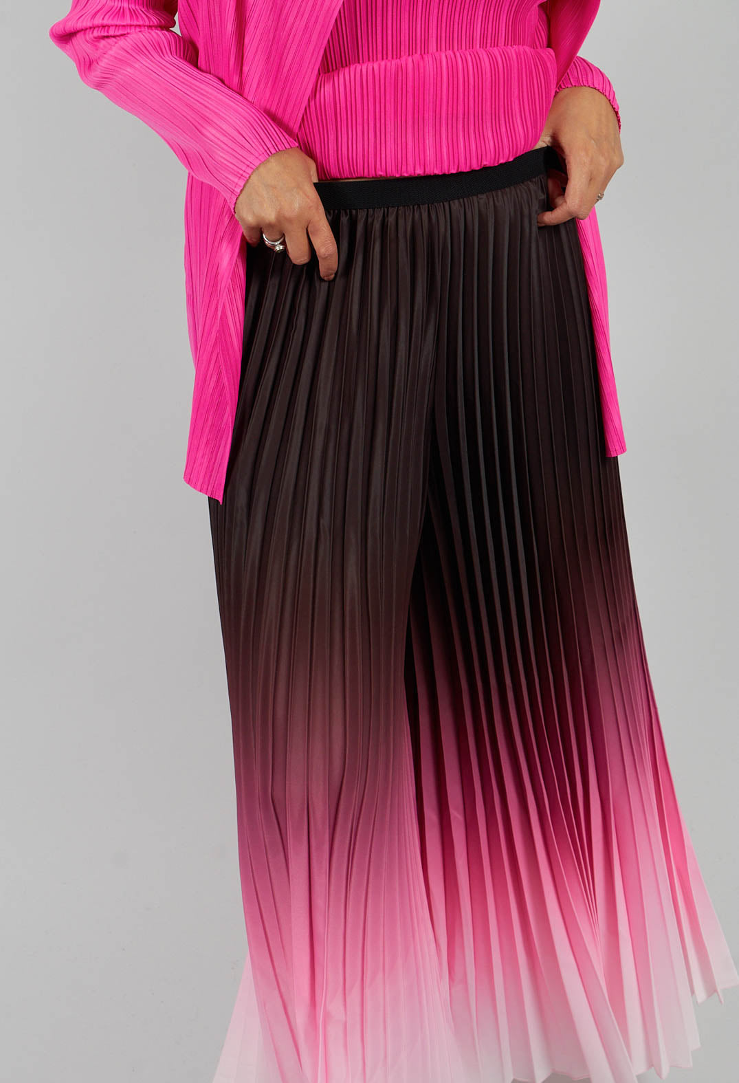 Boxy Trousers in Chocolate and Pink
