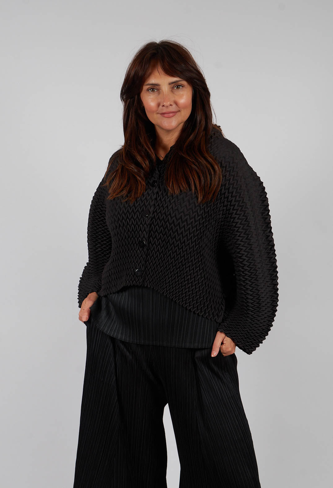 Nightstar Bolero in Black