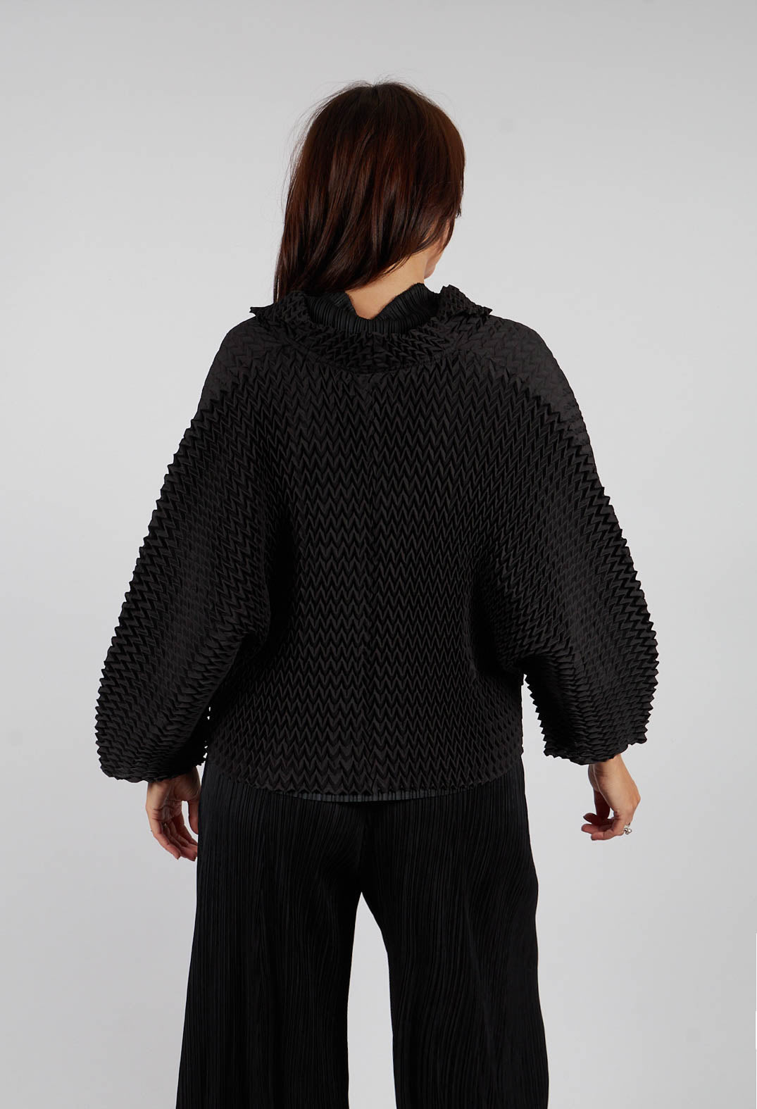 Nightstar Bolero in Black