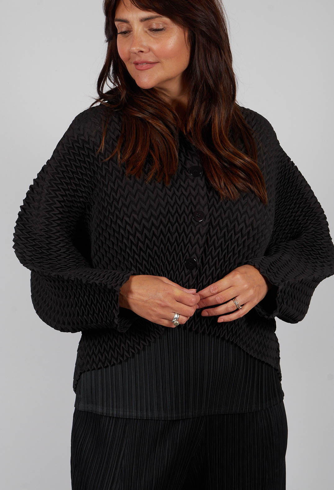 Nightstar Bolero in Black