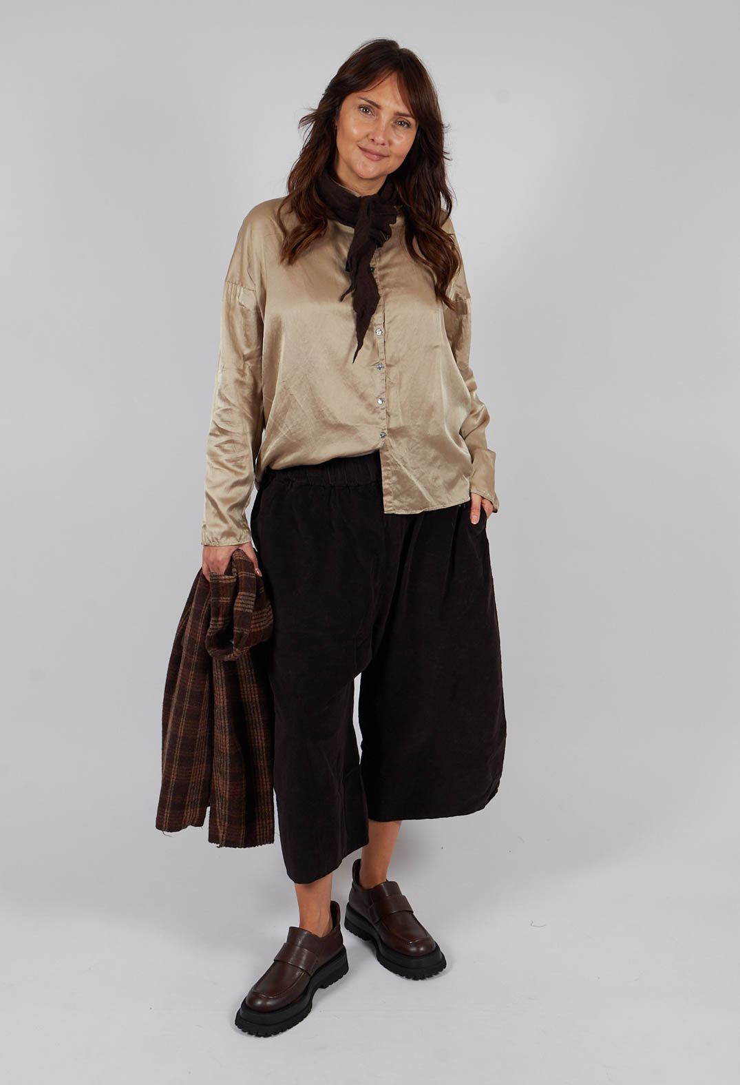 Short Collar Shirt SC in Marron Glace