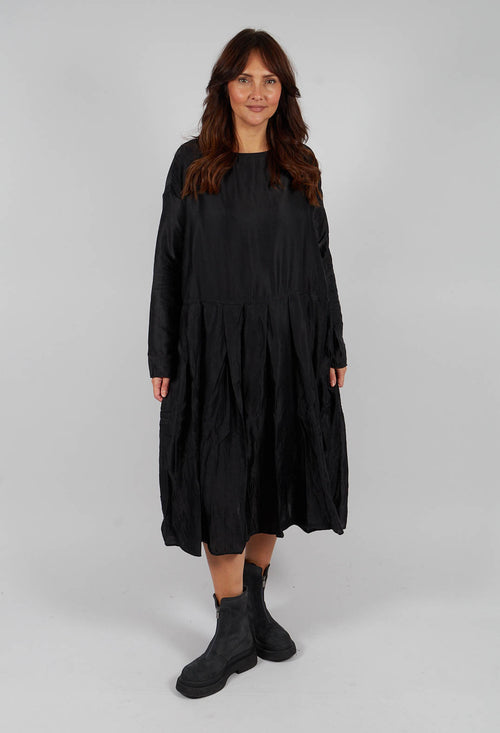 Pleated Boatneck Dress SC in Black