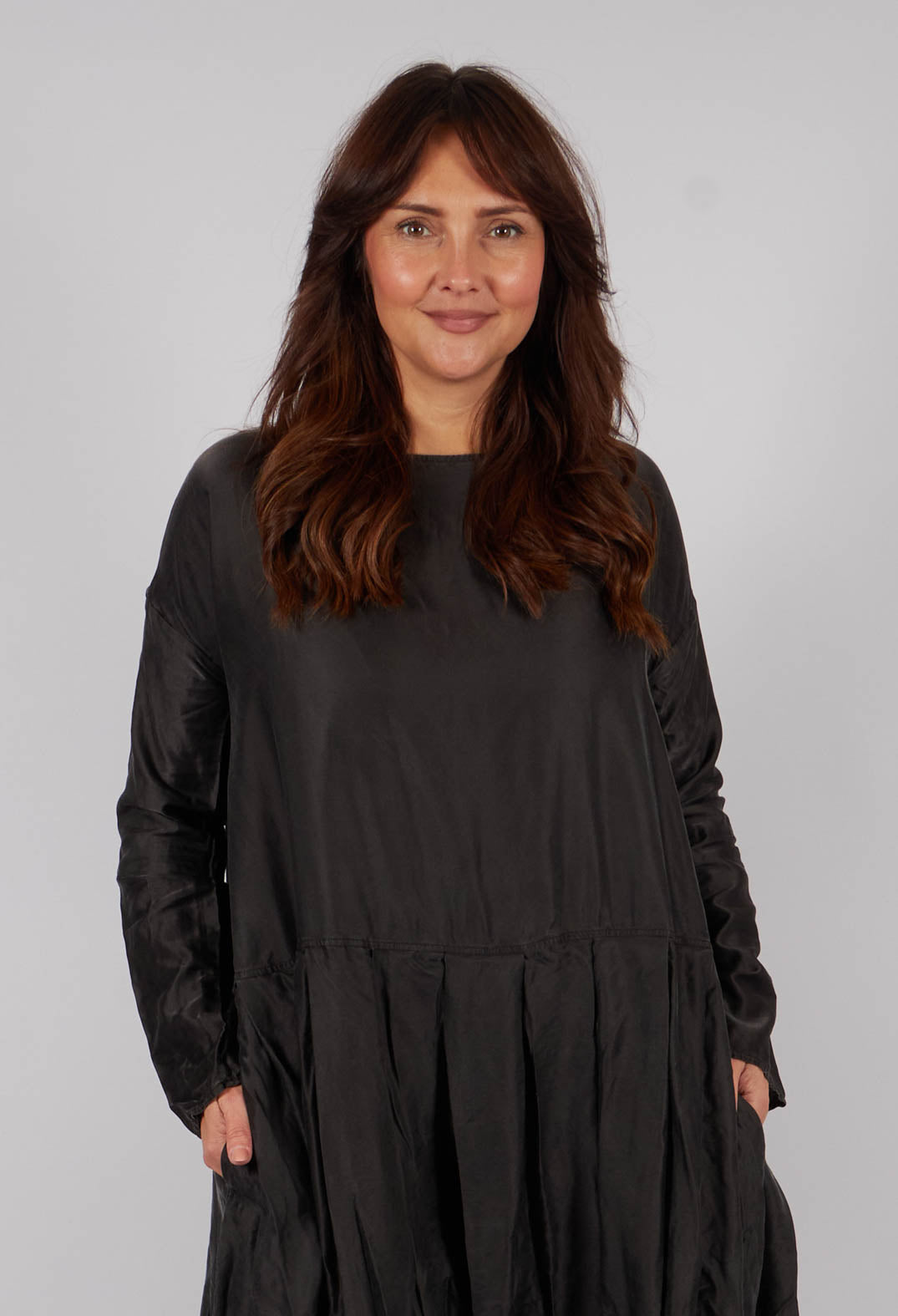 Pleated Boatneck Dress SC in Chocolate
