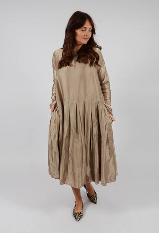 Pleated Boatneck Dress SC in Marron Glace