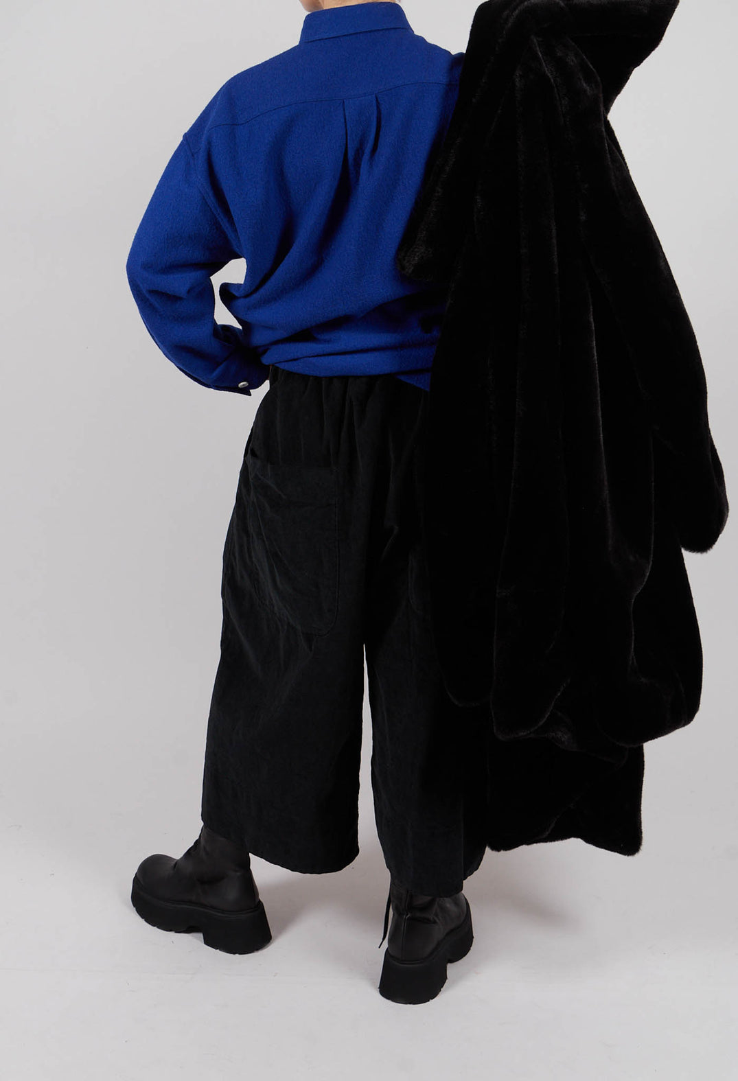 Velvet Wide Trousers in Black