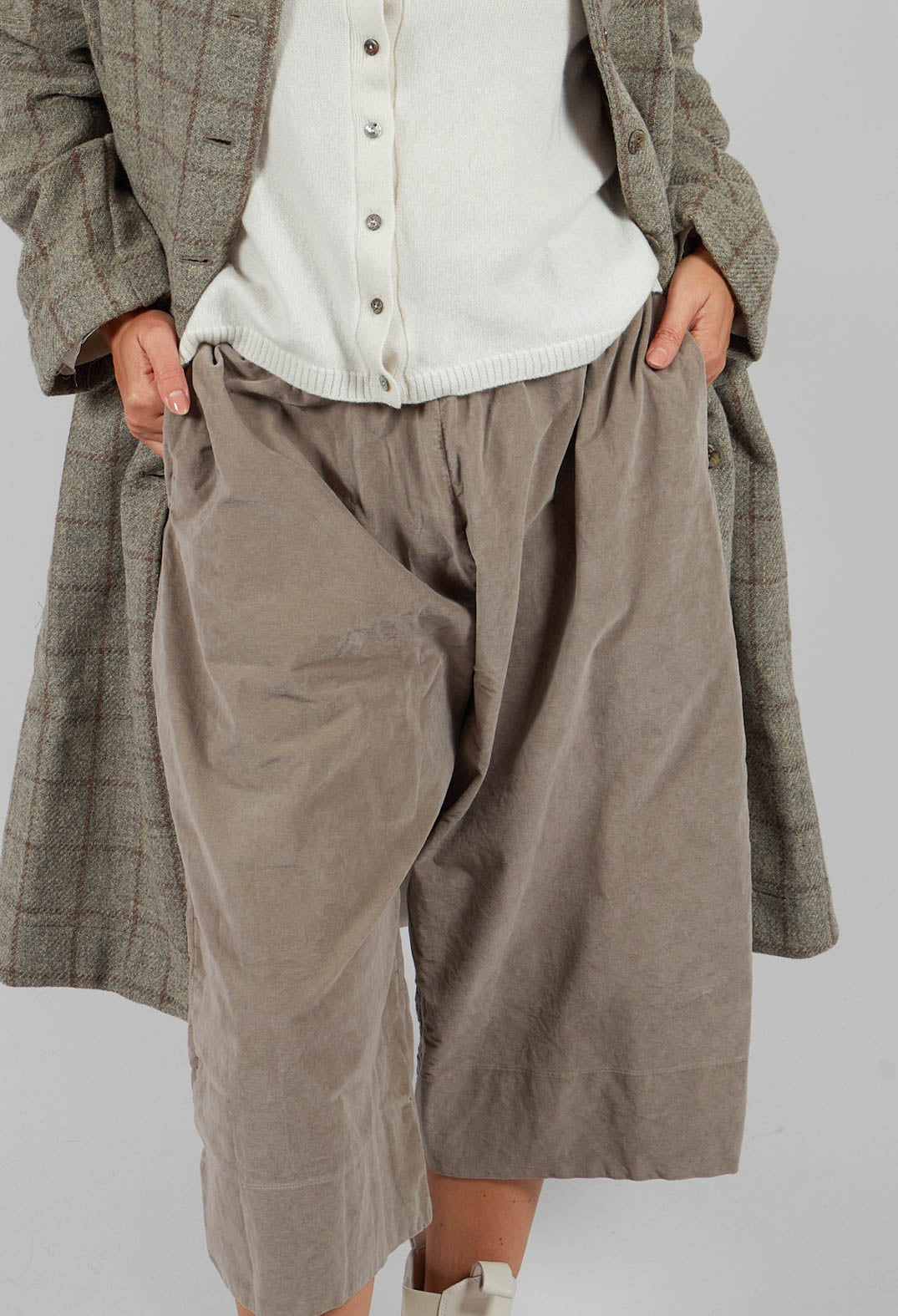 Velvet Wide Trousers in Marron Glace