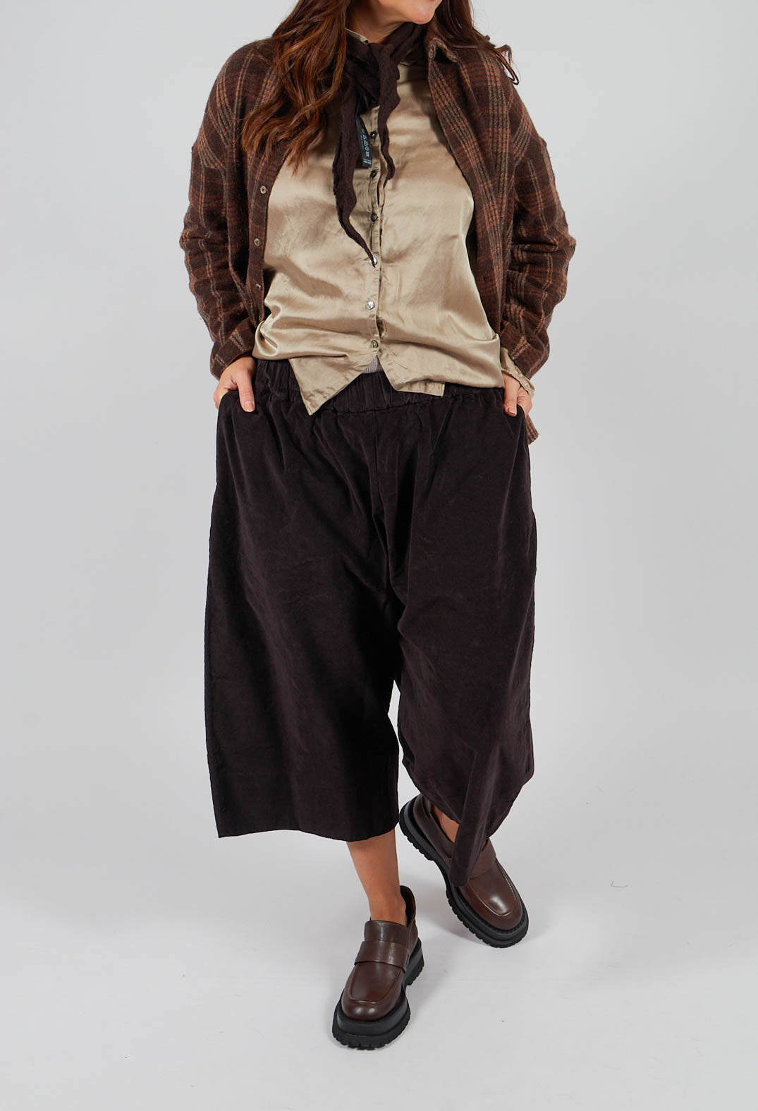 Velvet Wide Trousers in Chocolate