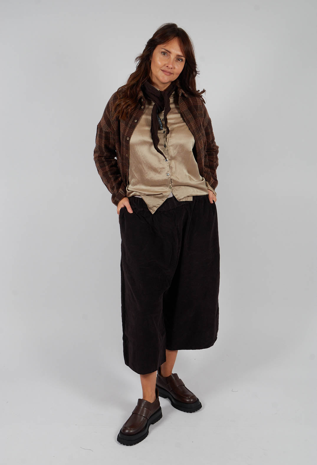 Velvet Wide Trousers in Chocolate