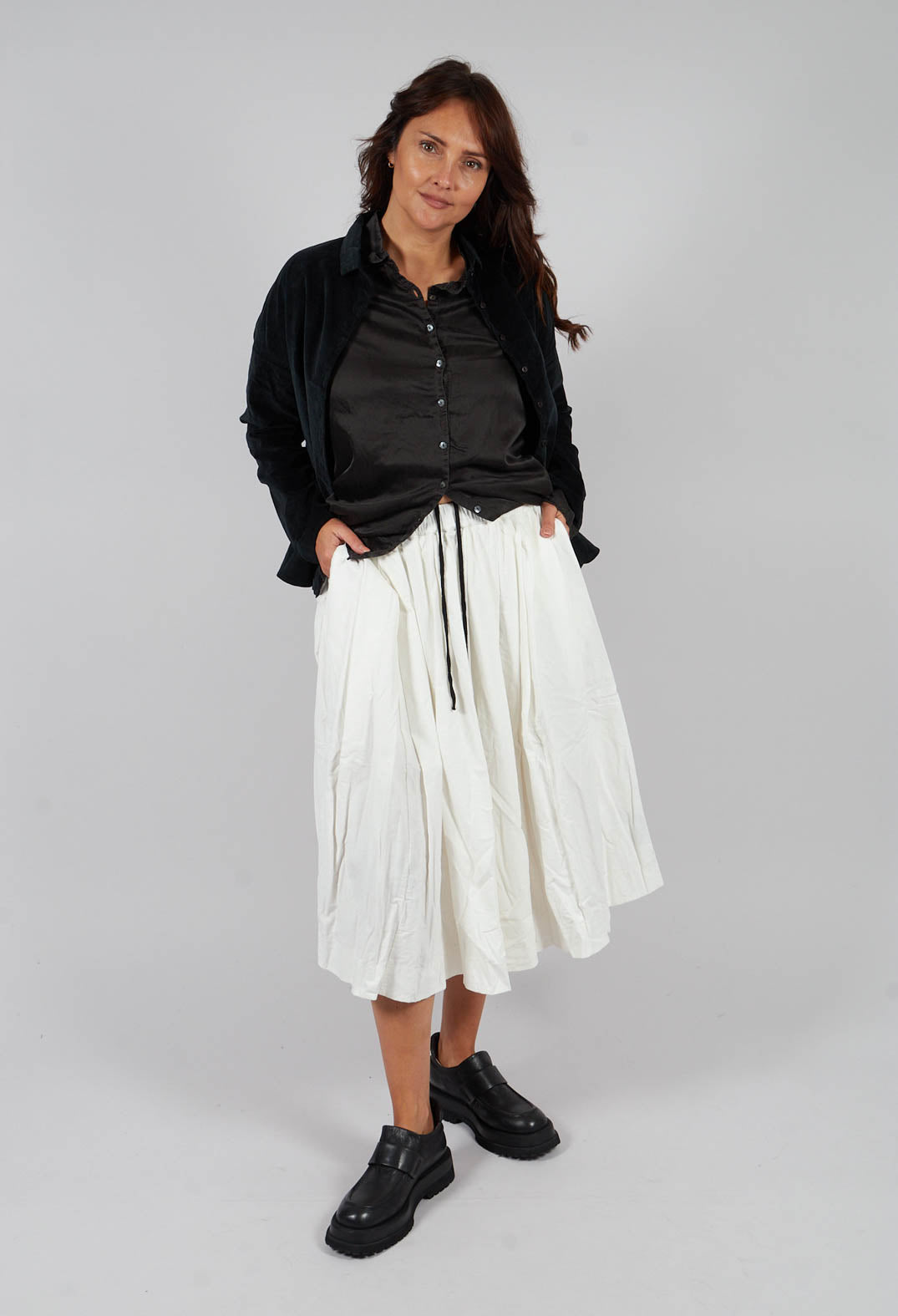 Pleated Long Skirt C in Milk