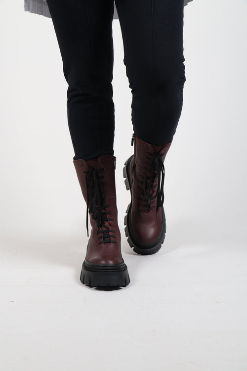 Ankle Lace Up Boots in Gasoline Melanzana