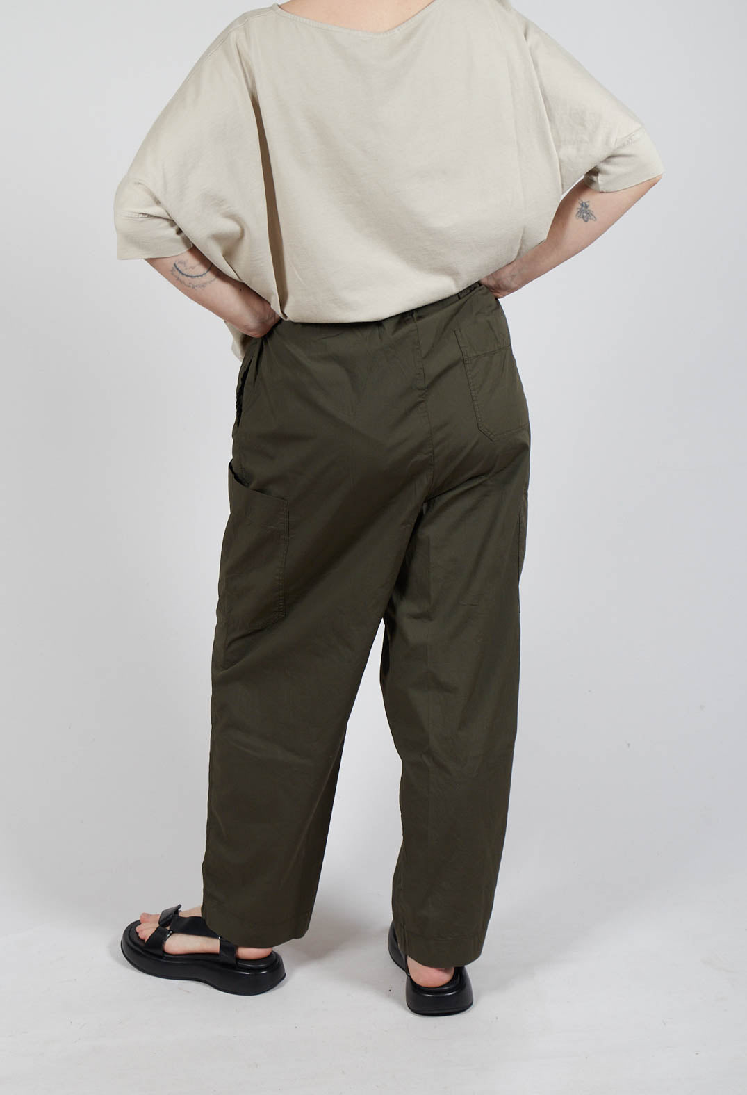 Astuto Trousers in Alga