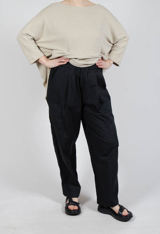 Astuto Trousers in Nero