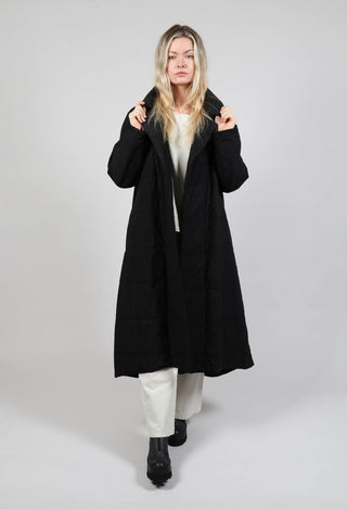 Aufrechtler Coat in Kaviar Black