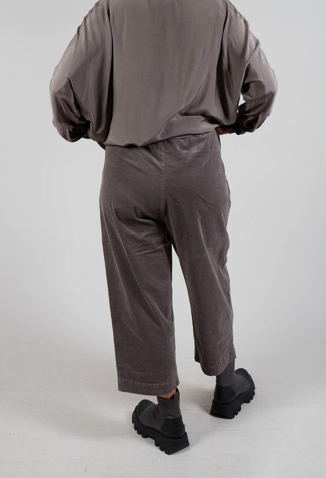 Balloon Leg Trousers in Iron