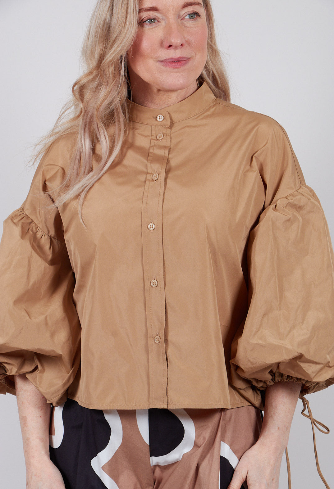 Balloon Sleeve Shirt in Lark