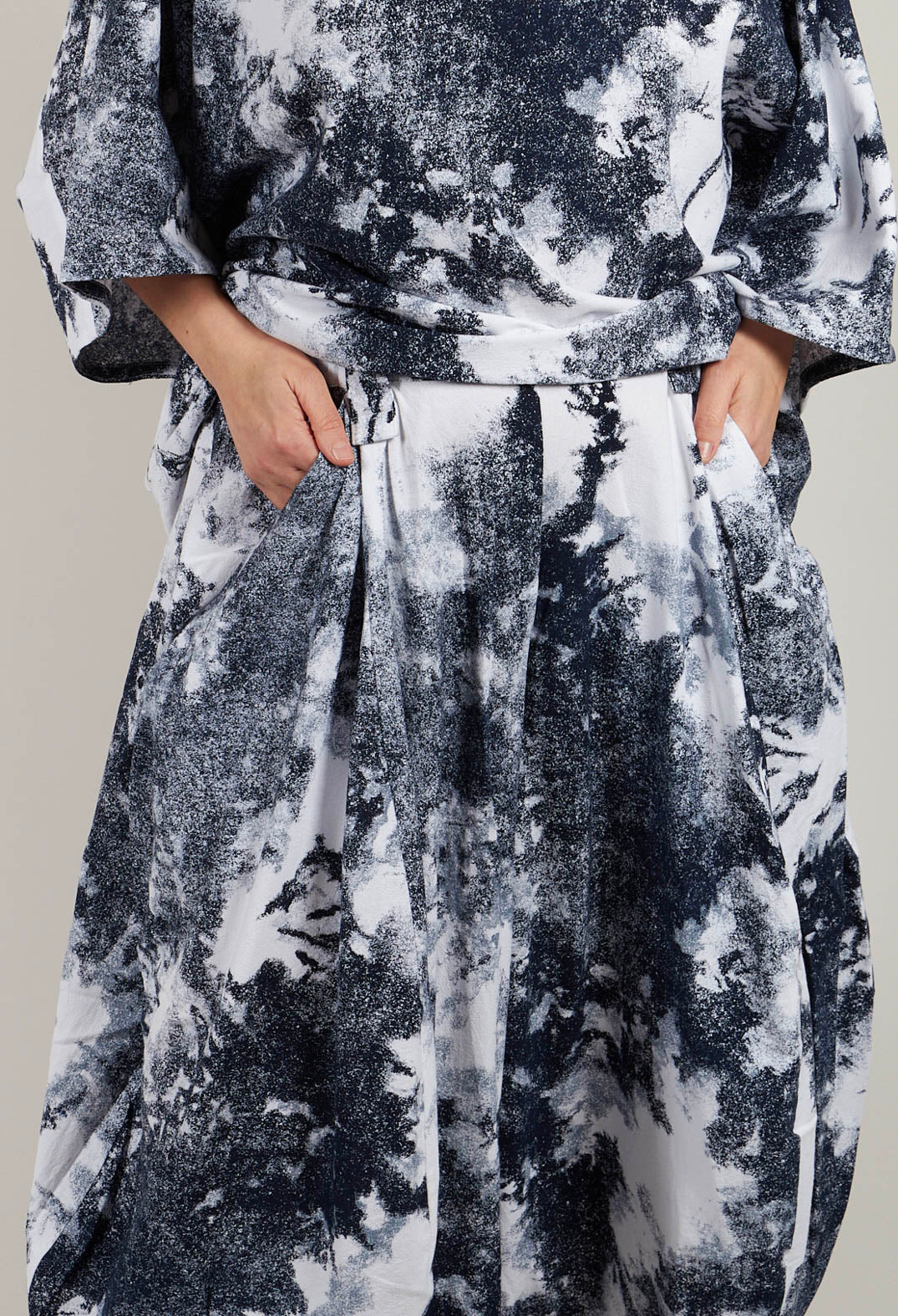 Balloon Trousers in Blue and White Print