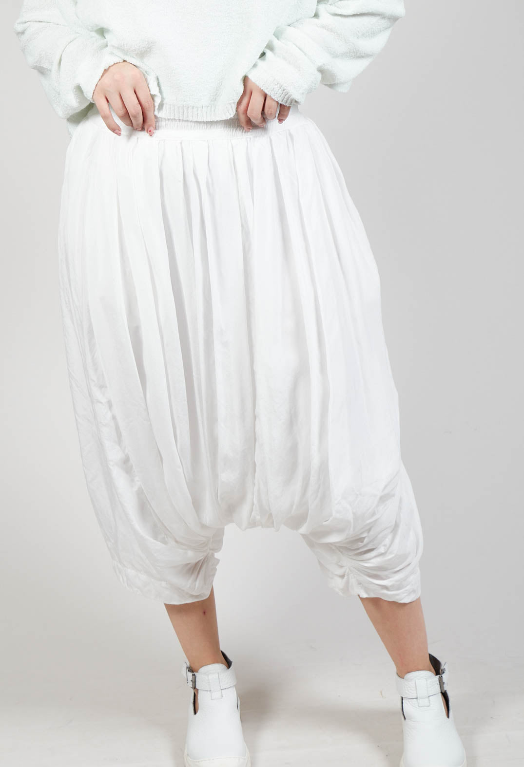 Balloon Trousers in Callas