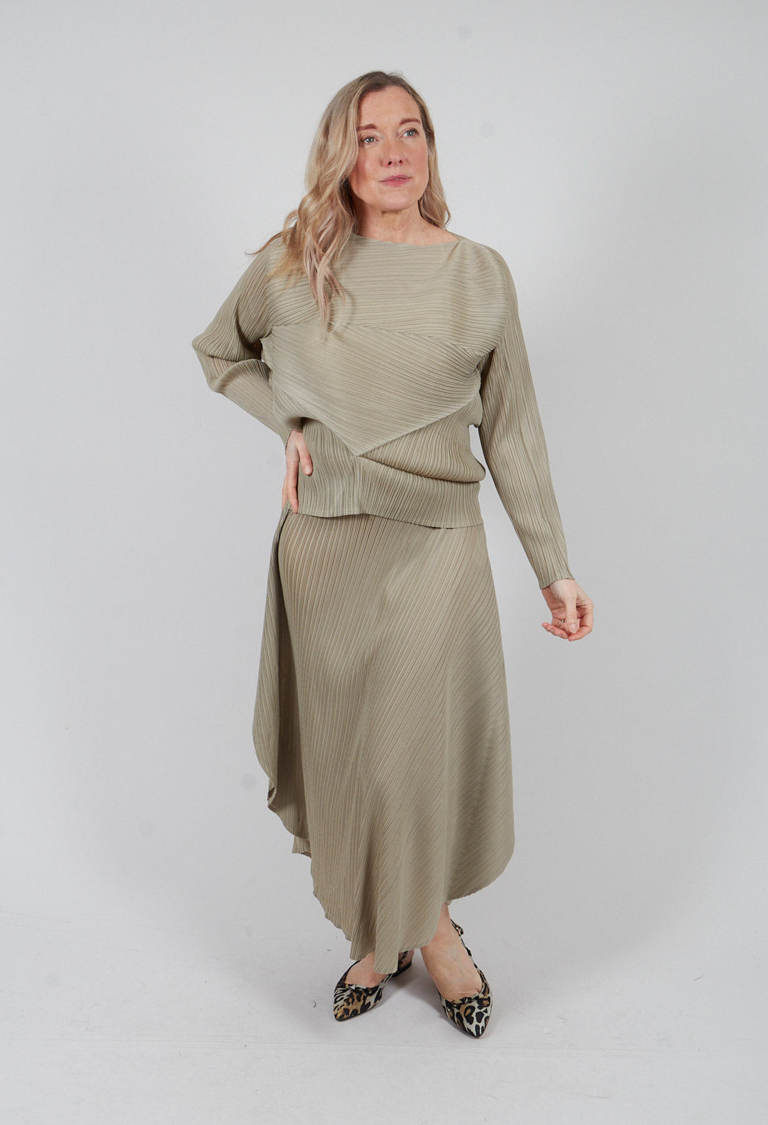 Batwing Top inSalvia