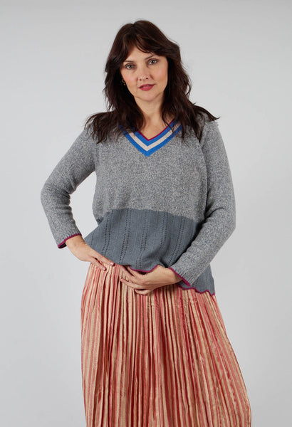 Bell Frill V Neck Jumper in Coal Met Taupe – Olivia May