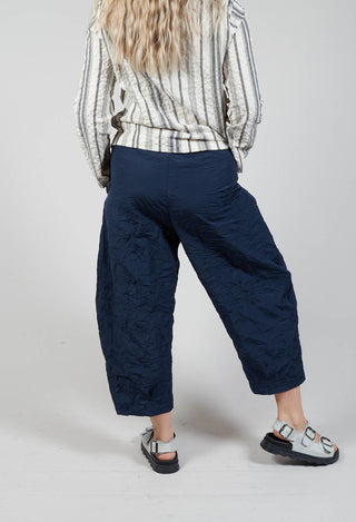 Bianco G Trousers In Blu