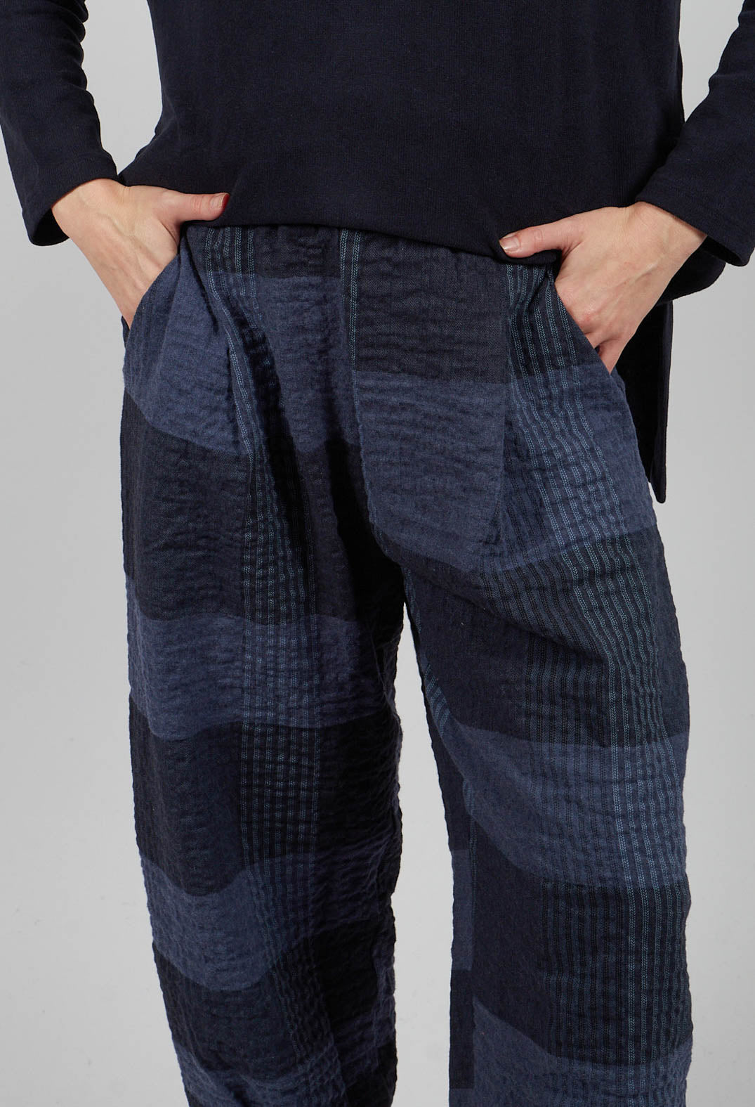 Bianco S Tsant Check Trousers in Notte