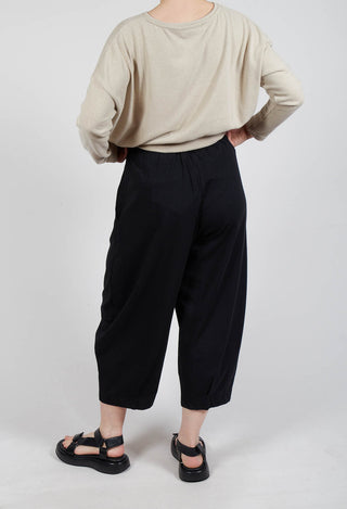 Bianco U Trousers in Nero