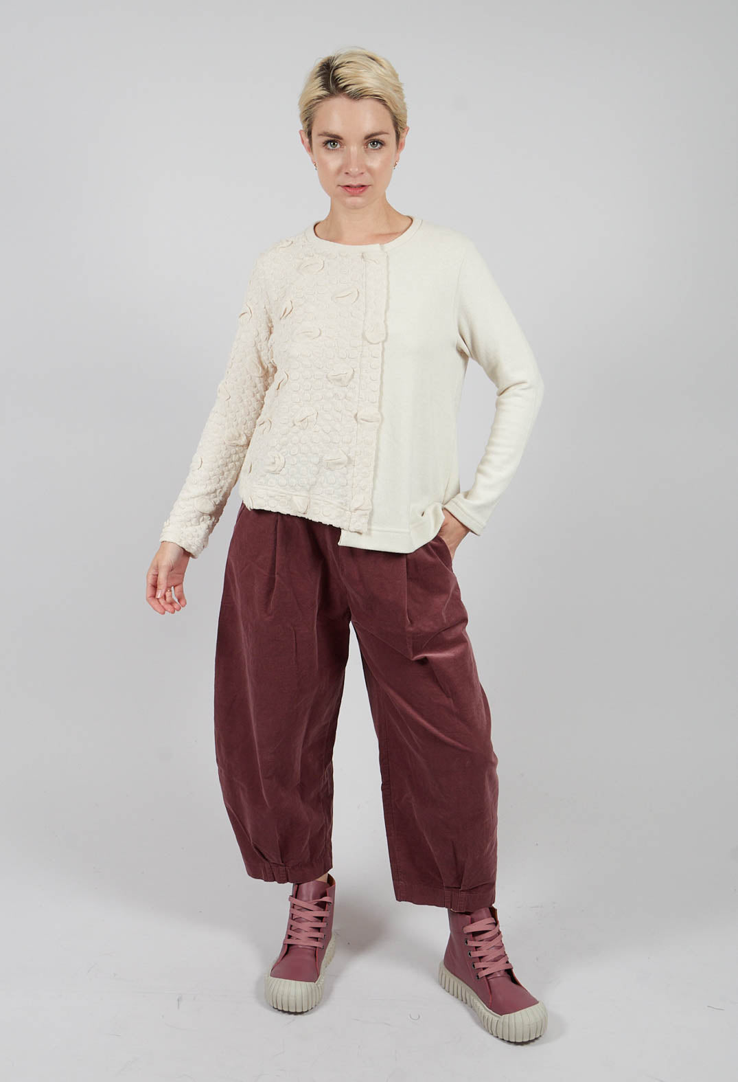 Bianco V Trousers in Cipolla