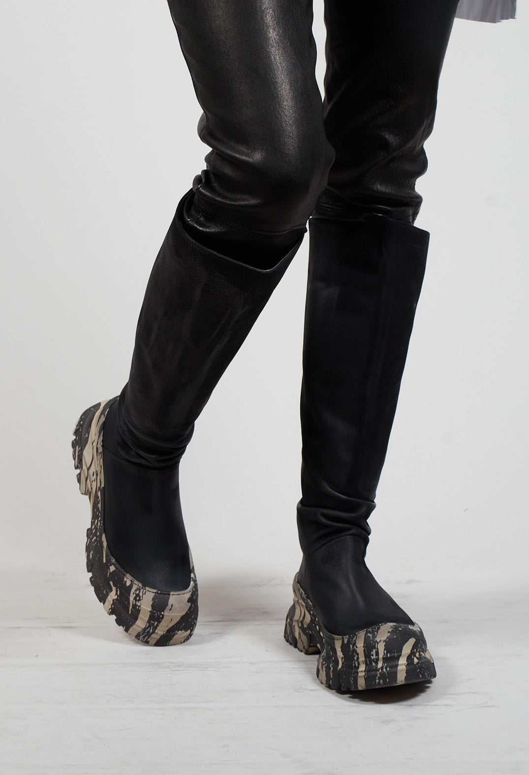Calf Length Boots in Gasoline Nero