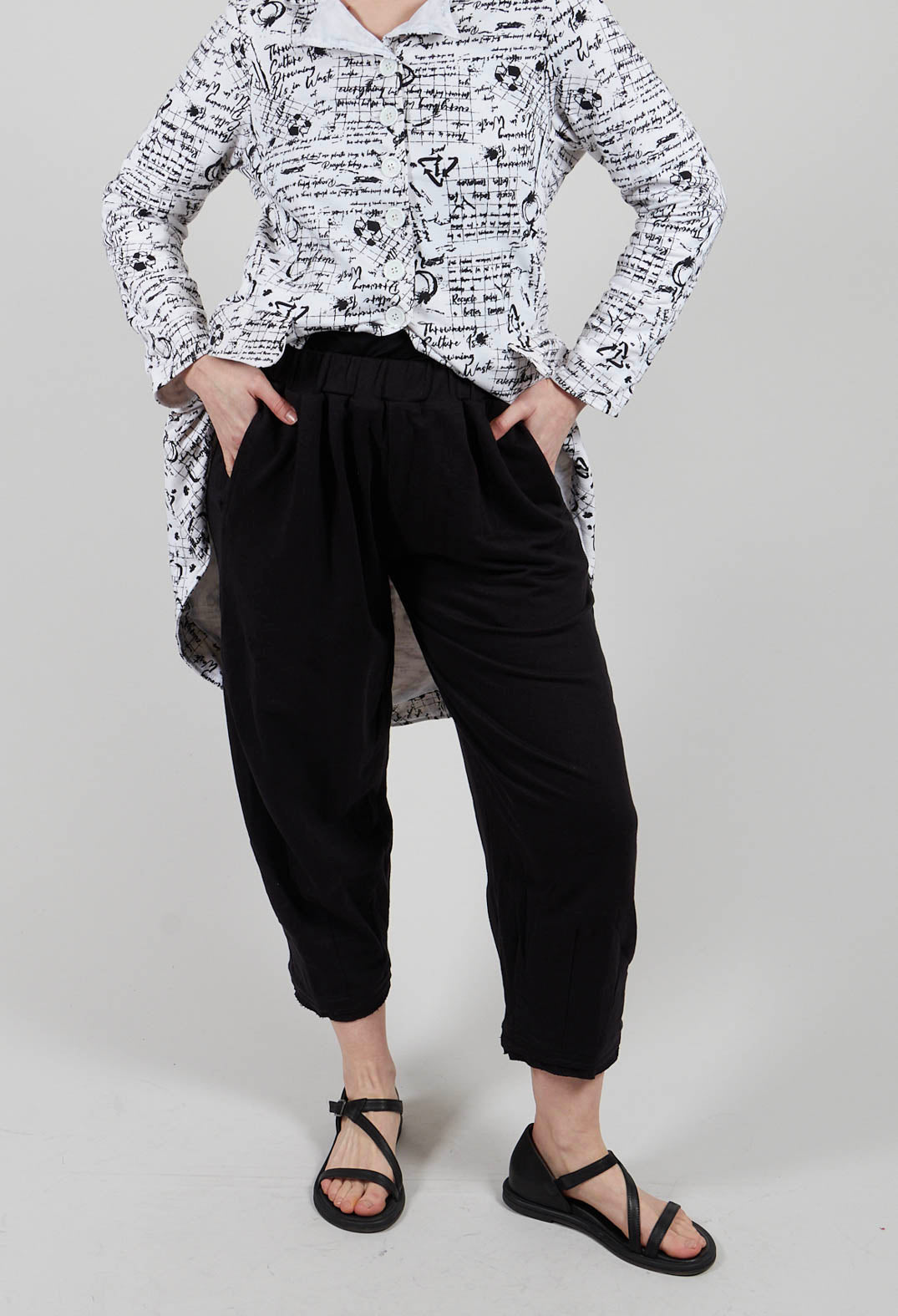 Casual Trouser in Black
