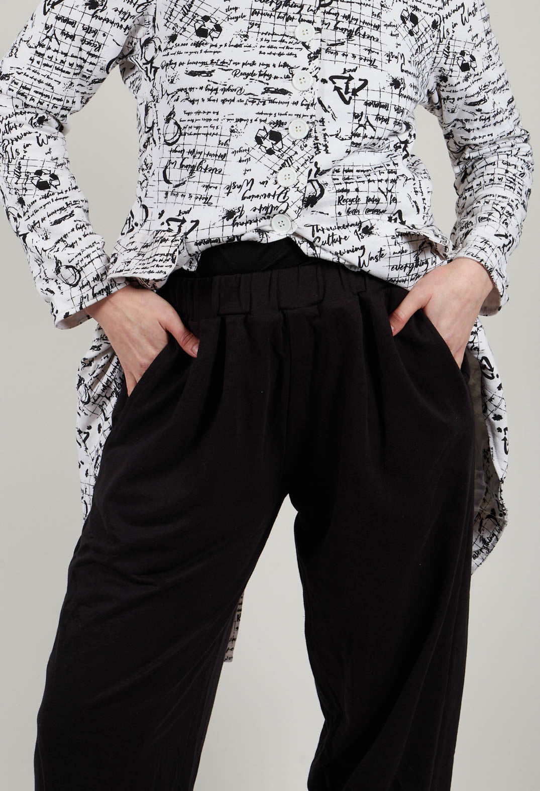 Casual Trouser in Black
