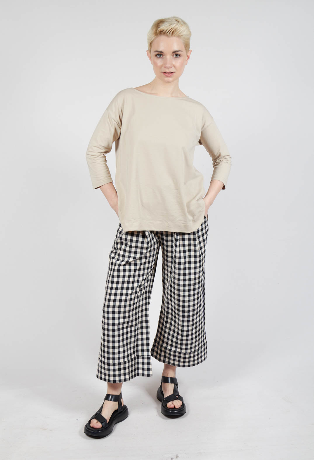 Chiaro Q Trousers in Nero