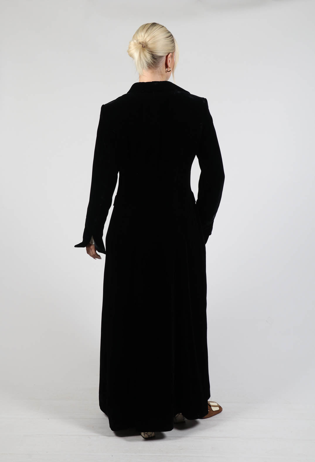Classic Lux Velvet Coat in Black