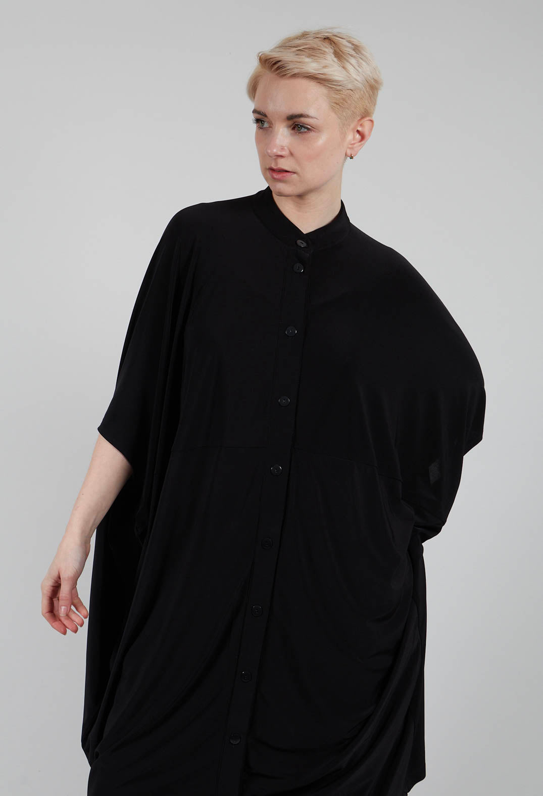 Collarless Dress in Black Isar
