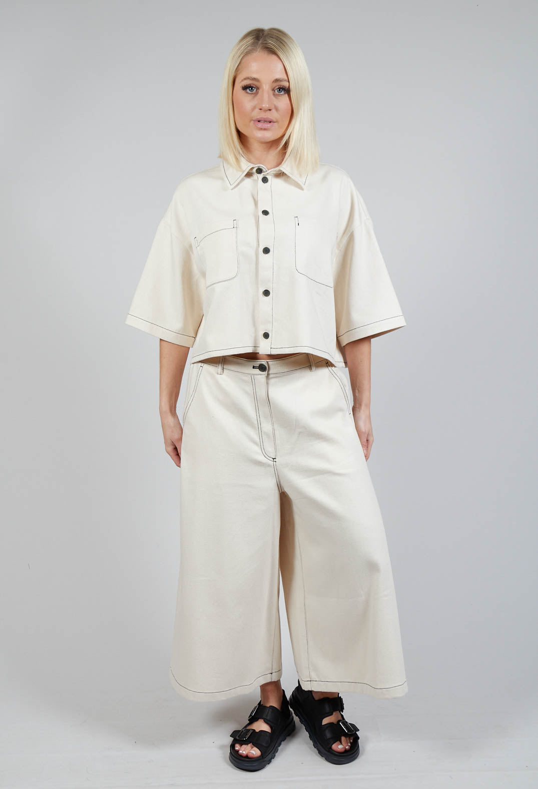 Contrast Stitch Wide Culottes in Off White