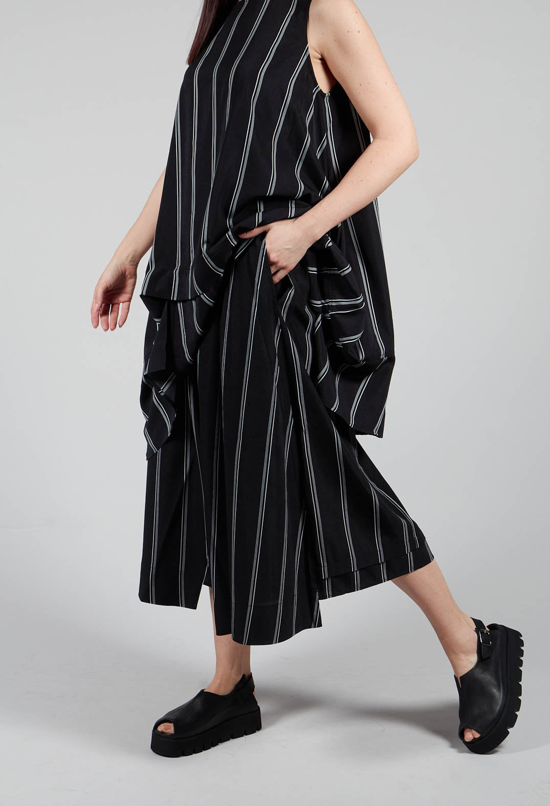 Contrasting Stripe Trousers in Black