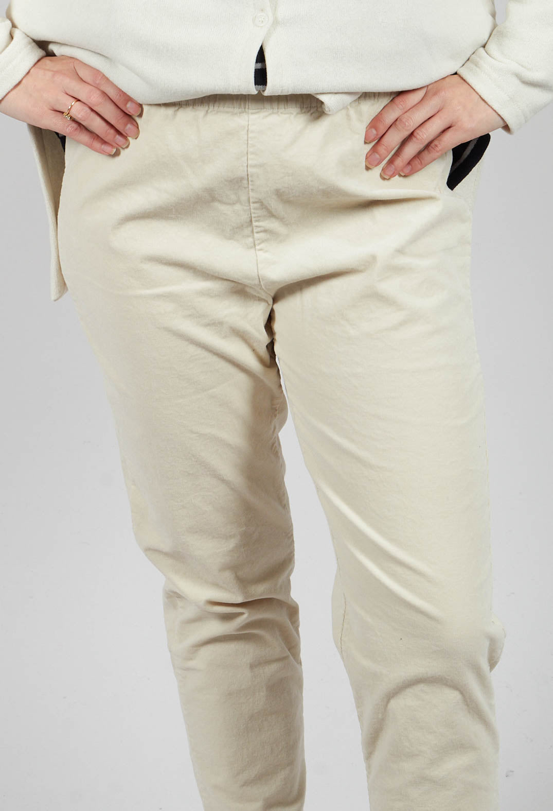 Cook V Trousers in Luna