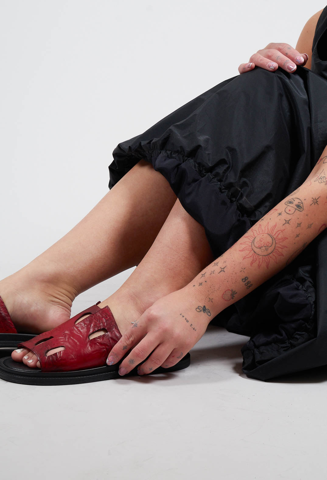 Cora Slip On Sandals in Red